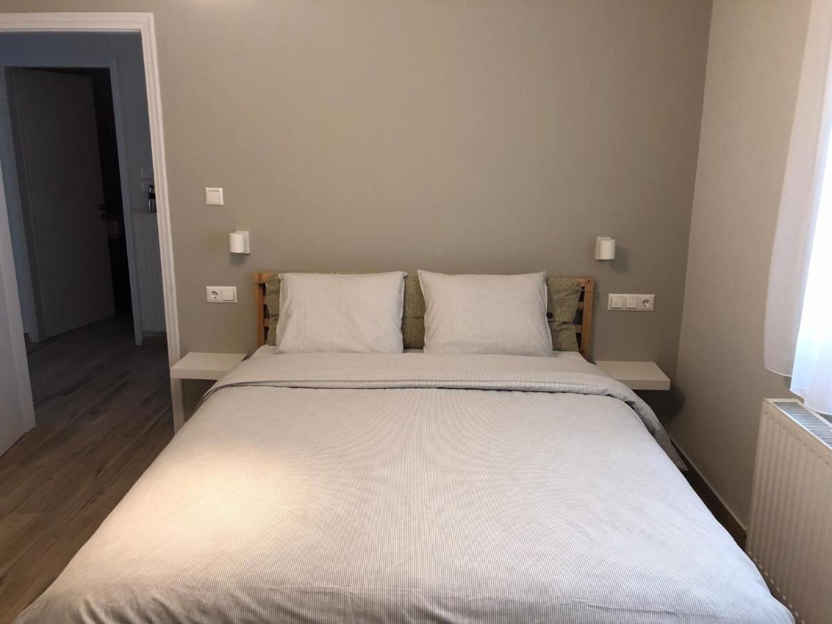 Mimosa Apartment *